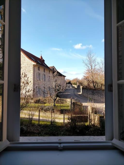 "Le Boheme", Logement Cosy, Au Calme Vertrieu エクステリア 写真